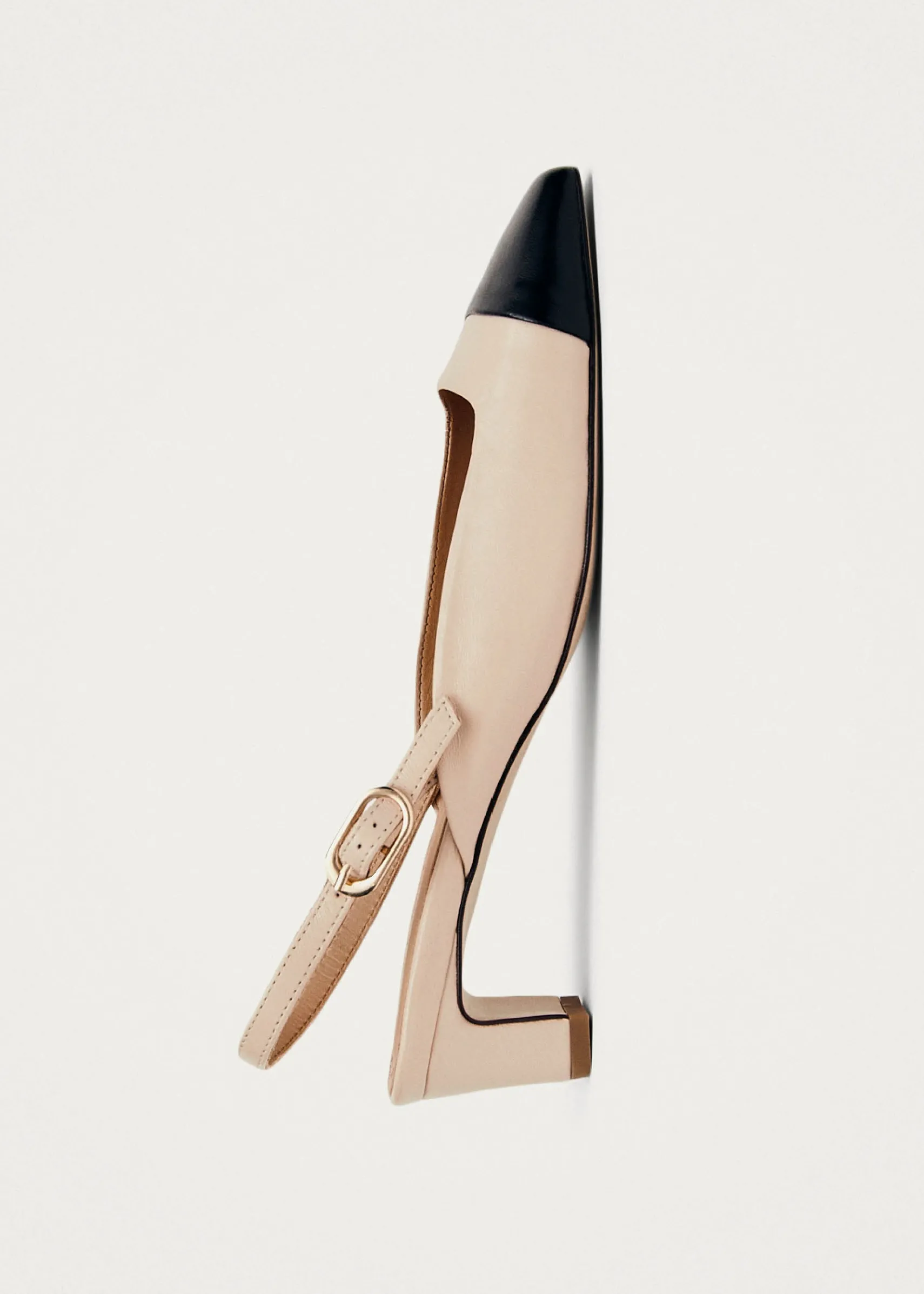 ALOHAS Lindy Bicolor Cream Black Leather Pumps