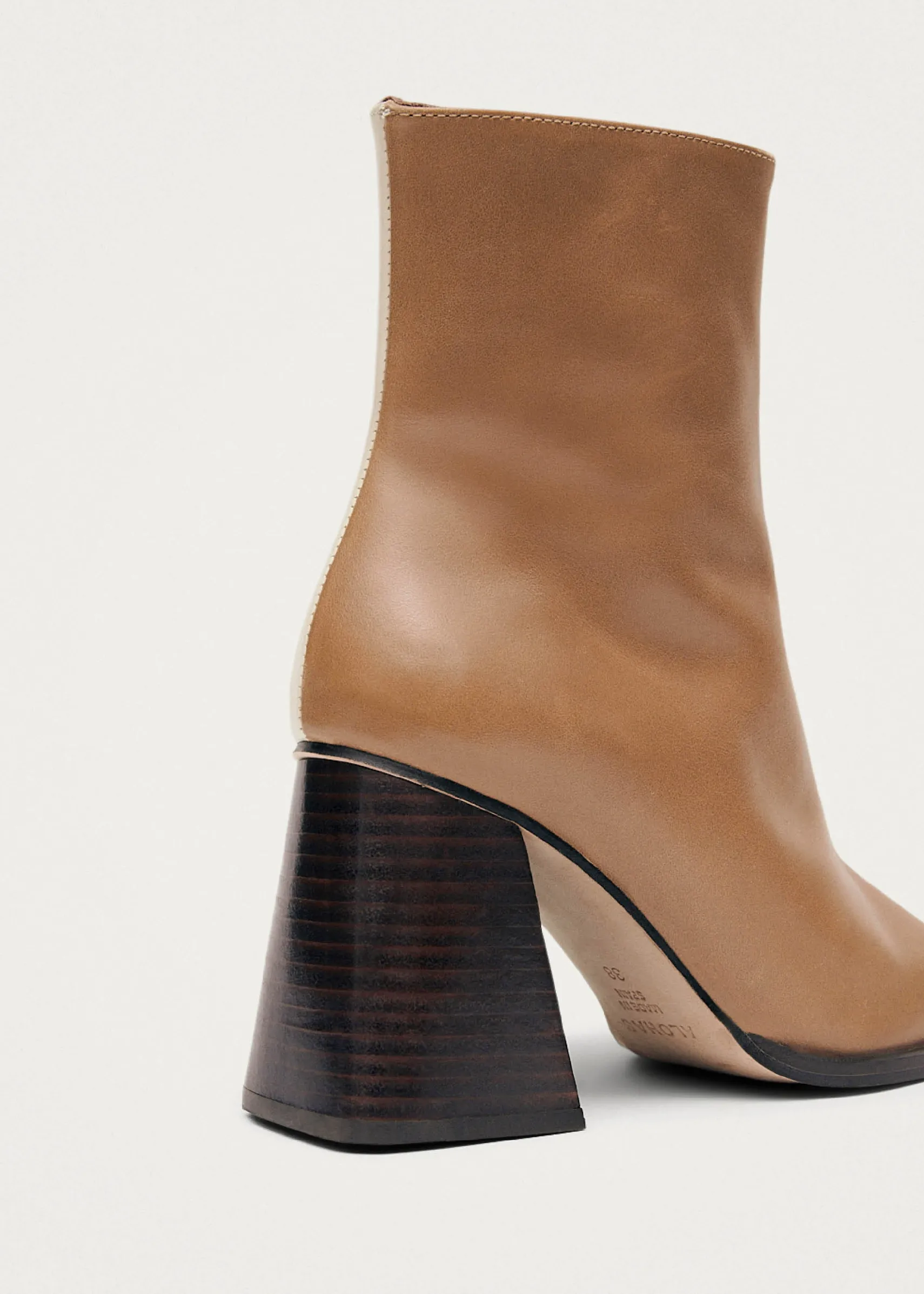 ALOHAS South Bicolor Camel Beige Leather Ankle Boots