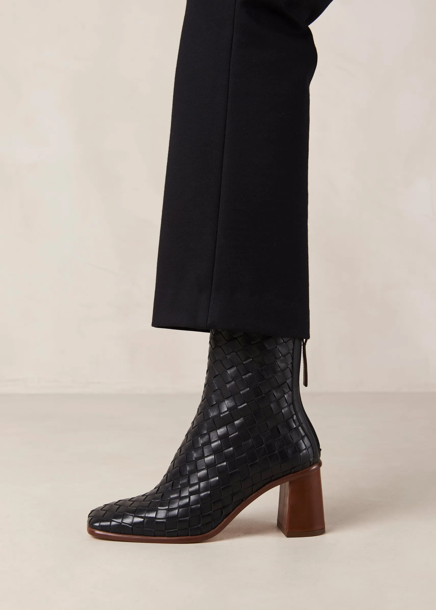 ALOHAS West Braided Black Leather Ankle Boots